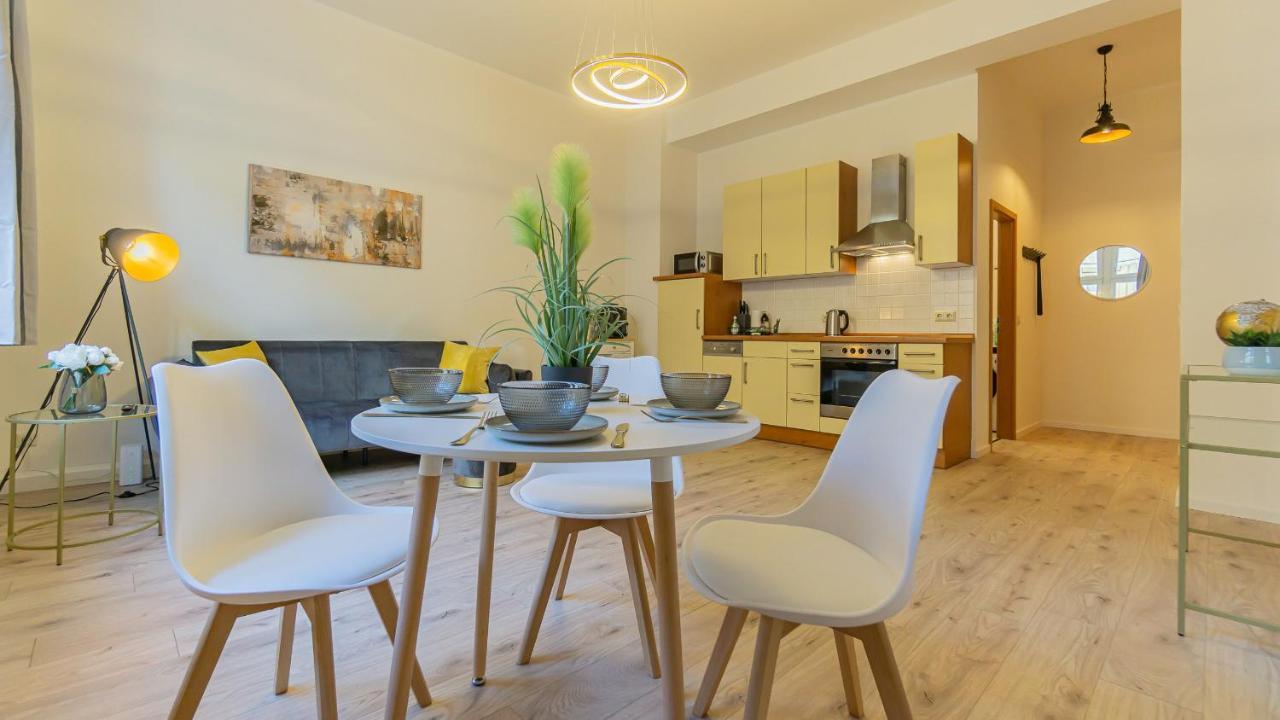 Cityapartment - 53 M², 2 Zimmer, Zentral, Netflix, Kueche, Waschmaschine Котбус Экстерьер фото